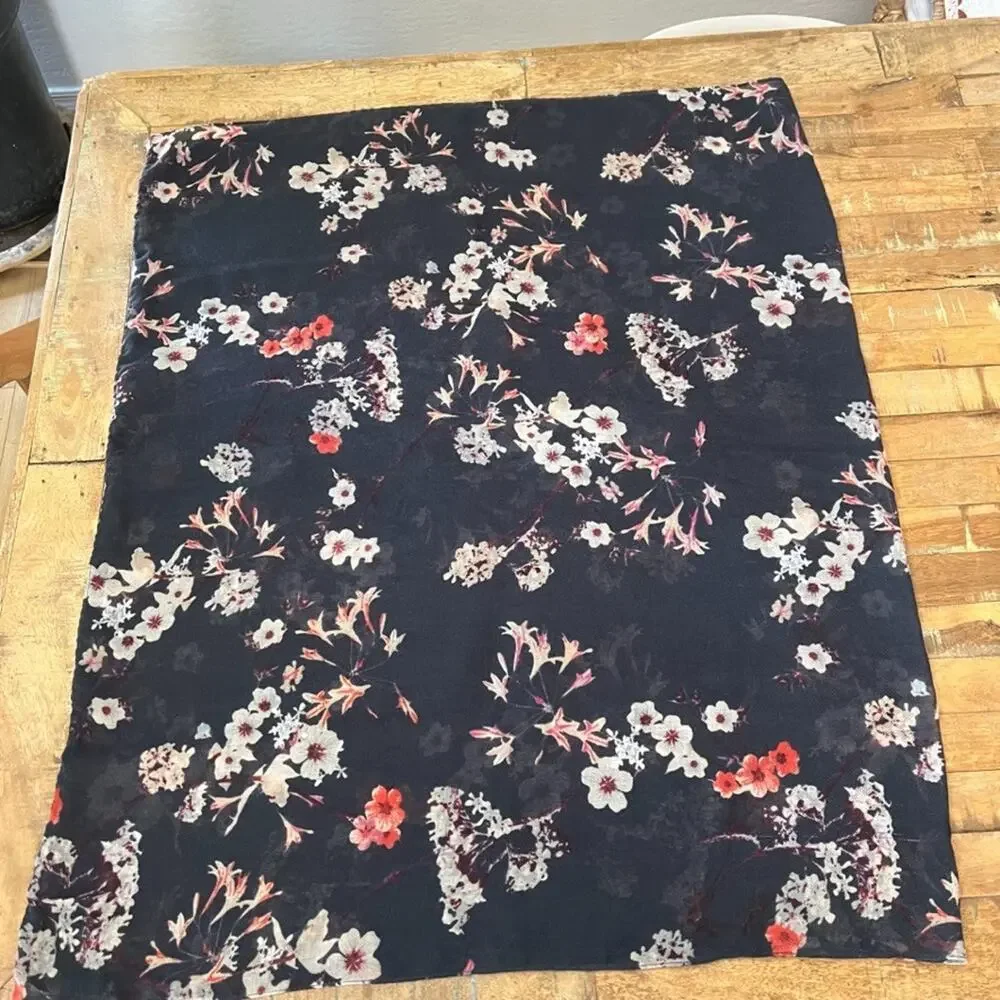 H&M Infinity Tube Scarf Dark Blue Floral Pink and White Blossoms